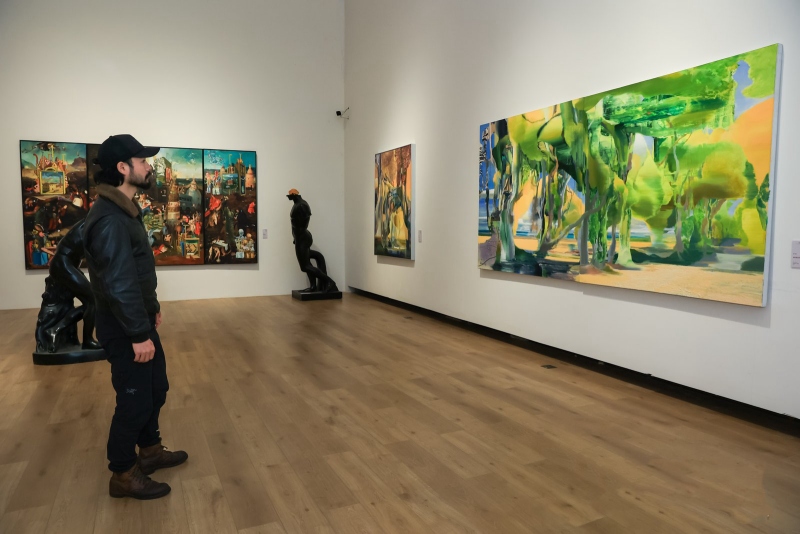 观众在展厅内看展。受访单位供图