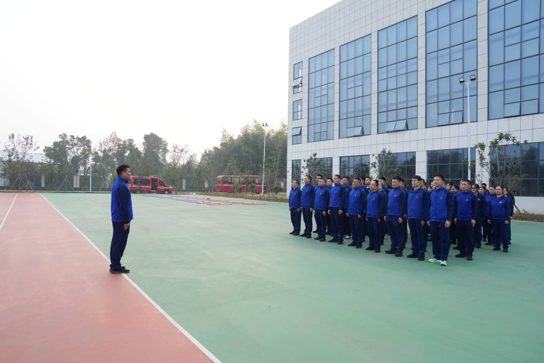 训练点评总结现场（单位供图）