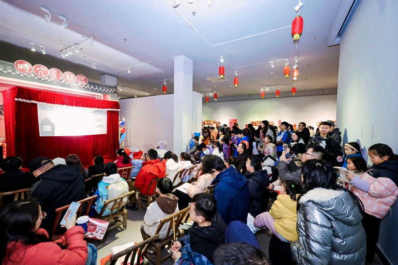 传统皮影让民间故事生动再现。受访单位供图