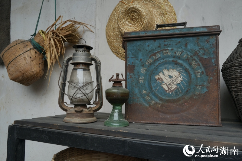 角落裡的老物件展示。人民網記者 劉汕攝