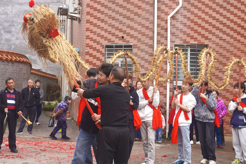 现场教学技艺传承。蒋淑芬摄