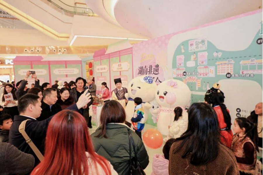 湖南非遺元宵IP“元宵寶寶”亮相。受訪單位供圖