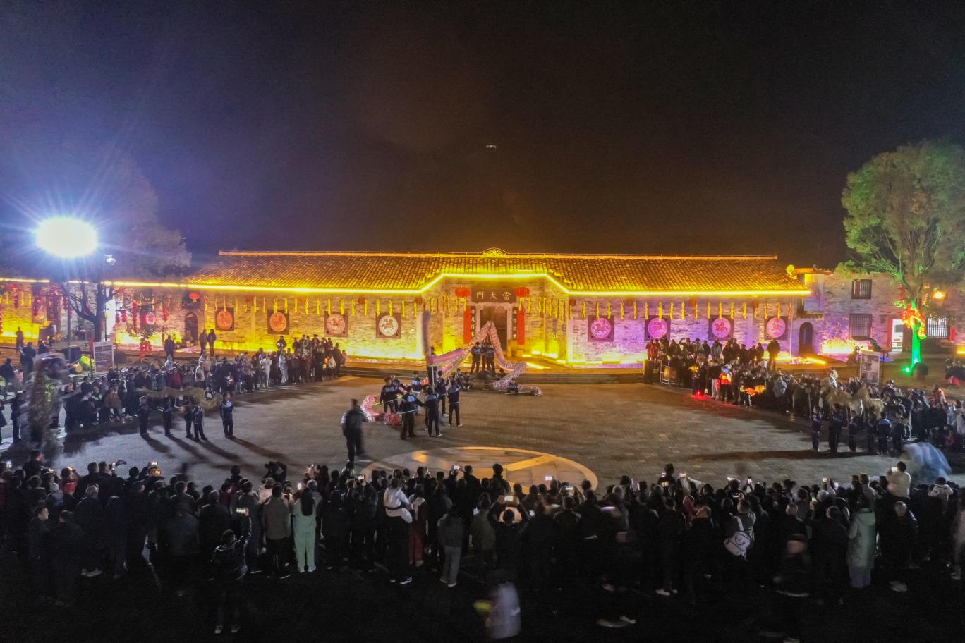 “童子军”将活动推向高潮。单位供图