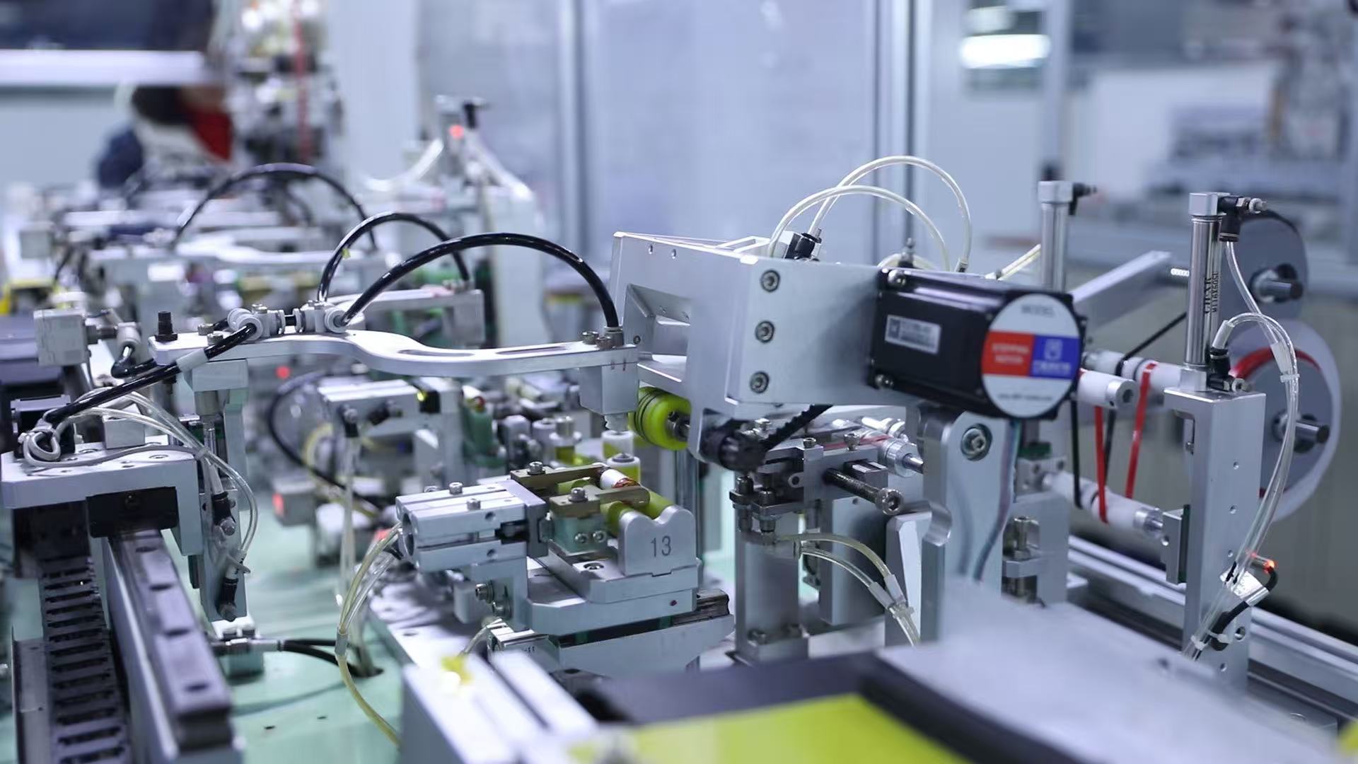 企业复工复产忙 全力冲刺“开门红”