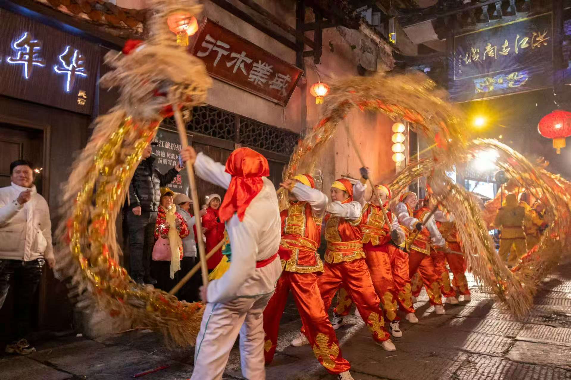 洪江古商城文化展演。单位供图