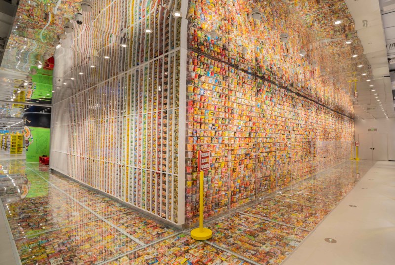 “泡面之城”集中呈现来自全国及全球的3500多种泡面.受访单位供图