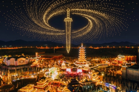 万剑归宗天幕秀。受访单位供图