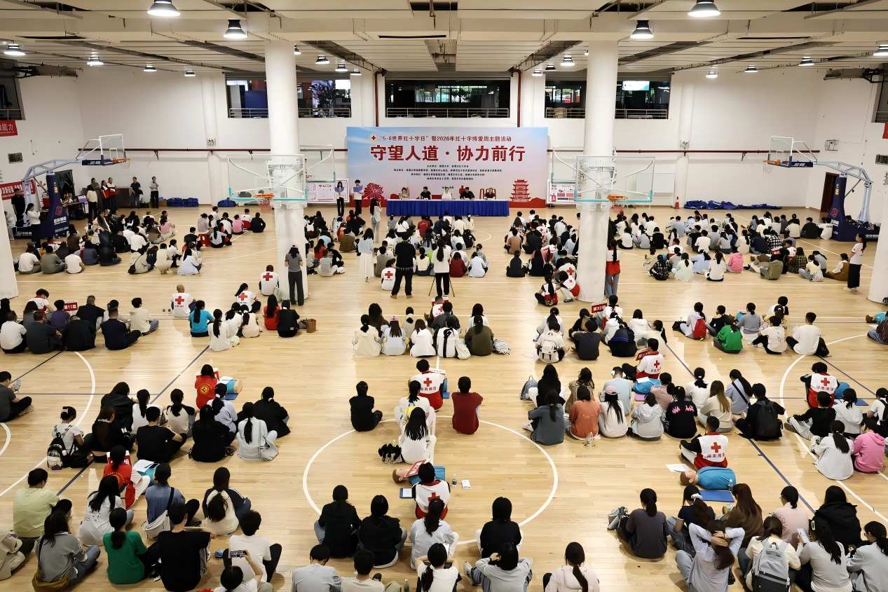 “守望人道·协力前行”心肺复苏（CPR+AED）培训活动现场。单位供图