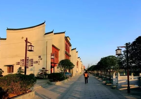 银田镇一角，第六届湖南省旅游发展大会组委会供图