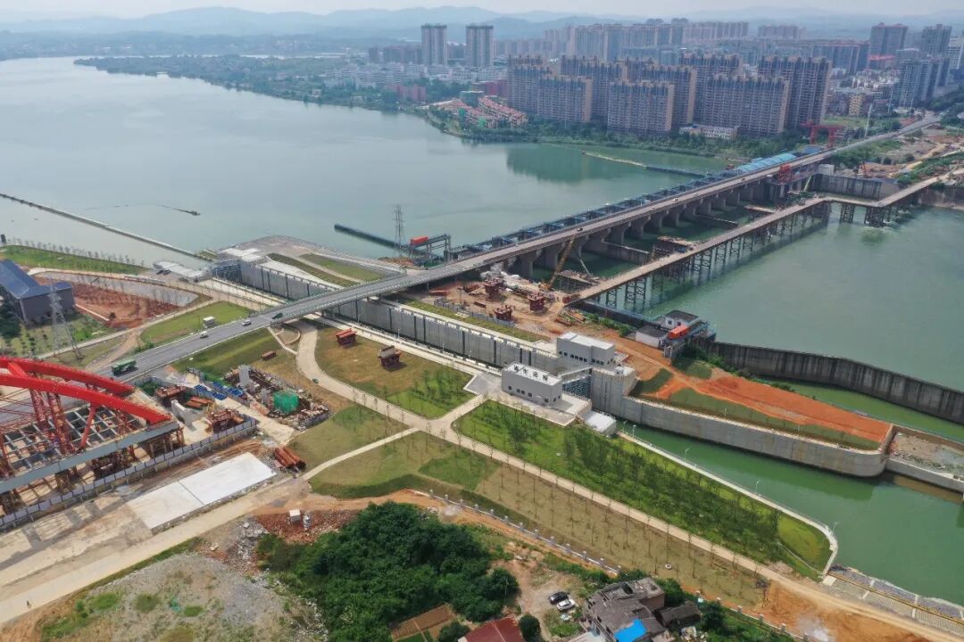 湘江永州至衡阳三级航道三期建设项目浯溪二线船闸工程。单位供图
