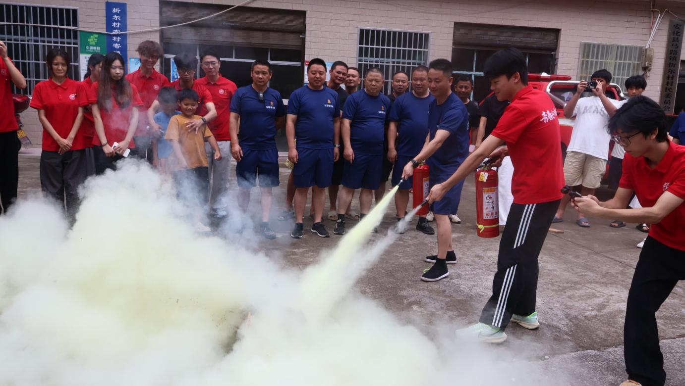 消防安全实操实训现场（单位供图）