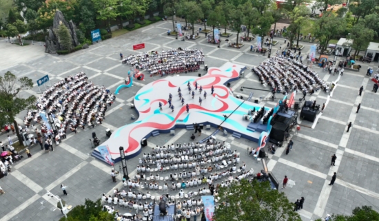 湖南宁远：广场舞大赛九嶷山站开赛