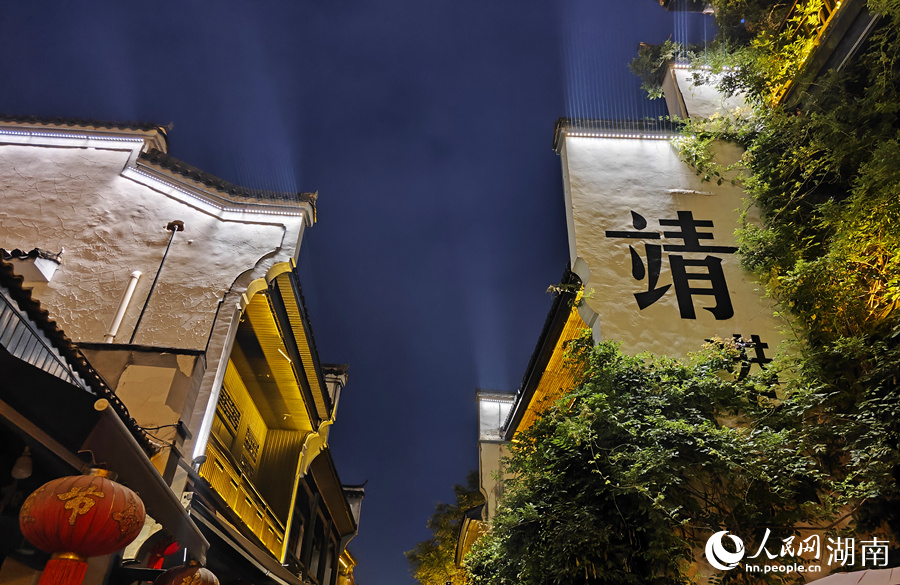 靖港夜景。人民網記者 劉賓攝