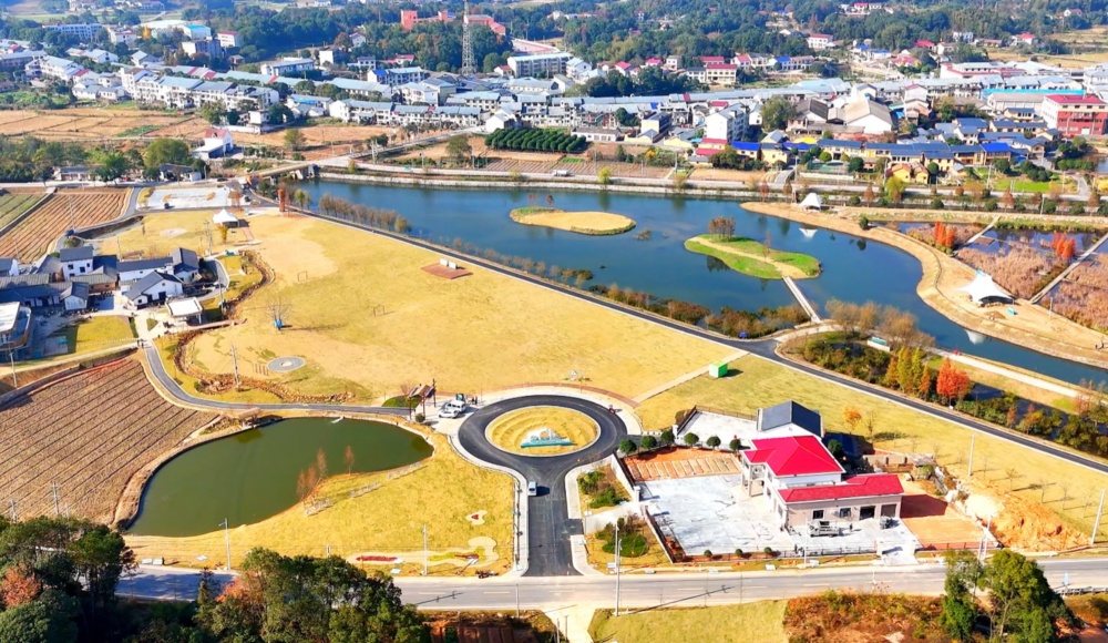 福临镇白马湖生态研学营地