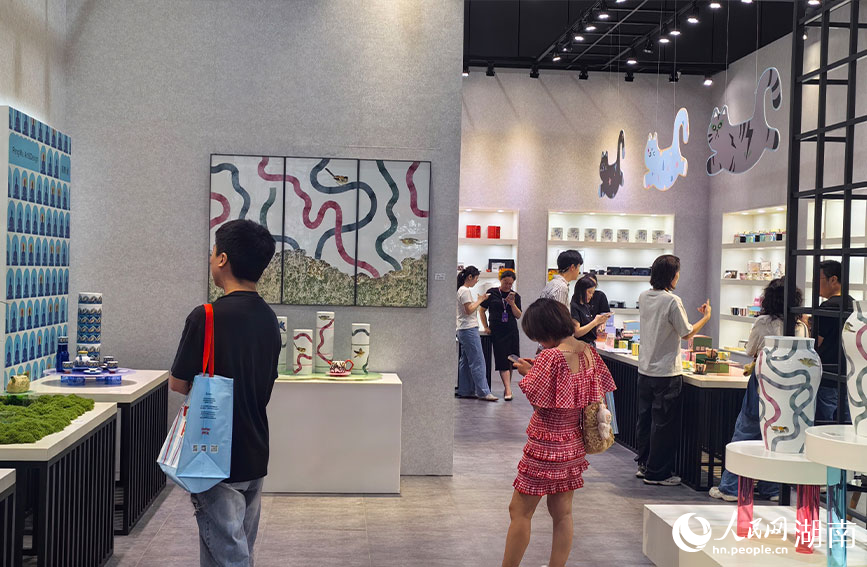 陶润会展区。人民网记者 匡滢摄
