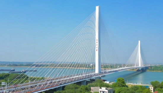 楊梅洲大橋建成通車。受訪單位供圖