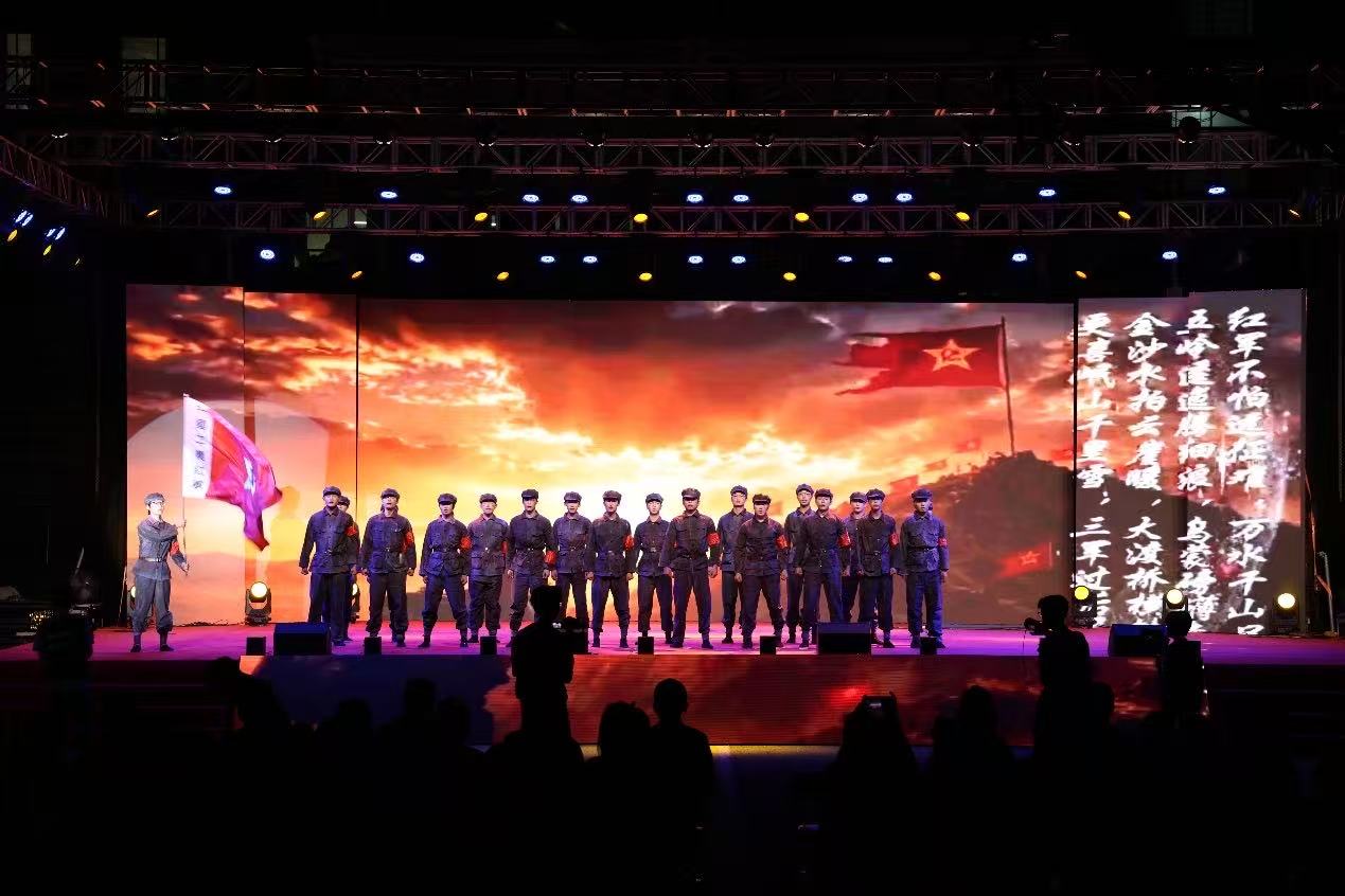 《征途如虹》表演。受訪單位供圖