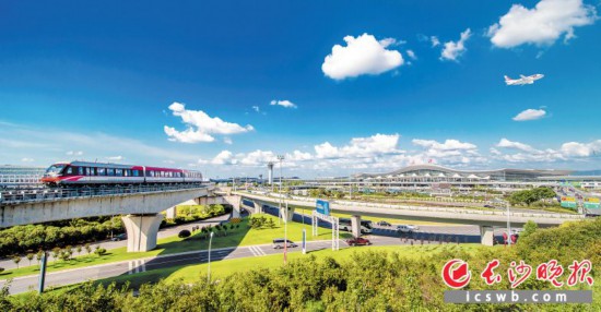 　　根據《實施意見》，長沙將建設聯通世界的航空樞紐，打造輻射全國的鐵路樞紐，深化綜合交通協調機制。    資料圖片
